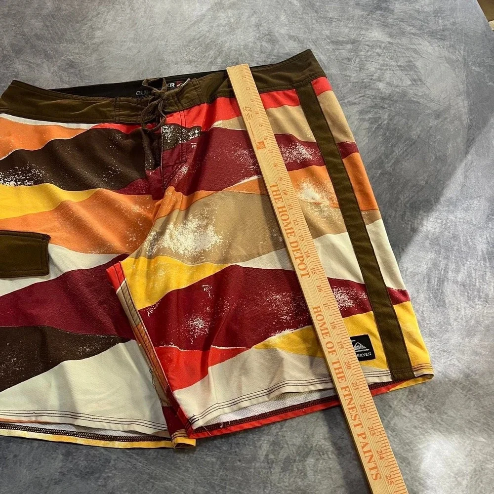 Y2K 2000s Quicksilver Surf Grunge Indie Skater Baggy Board Shorts